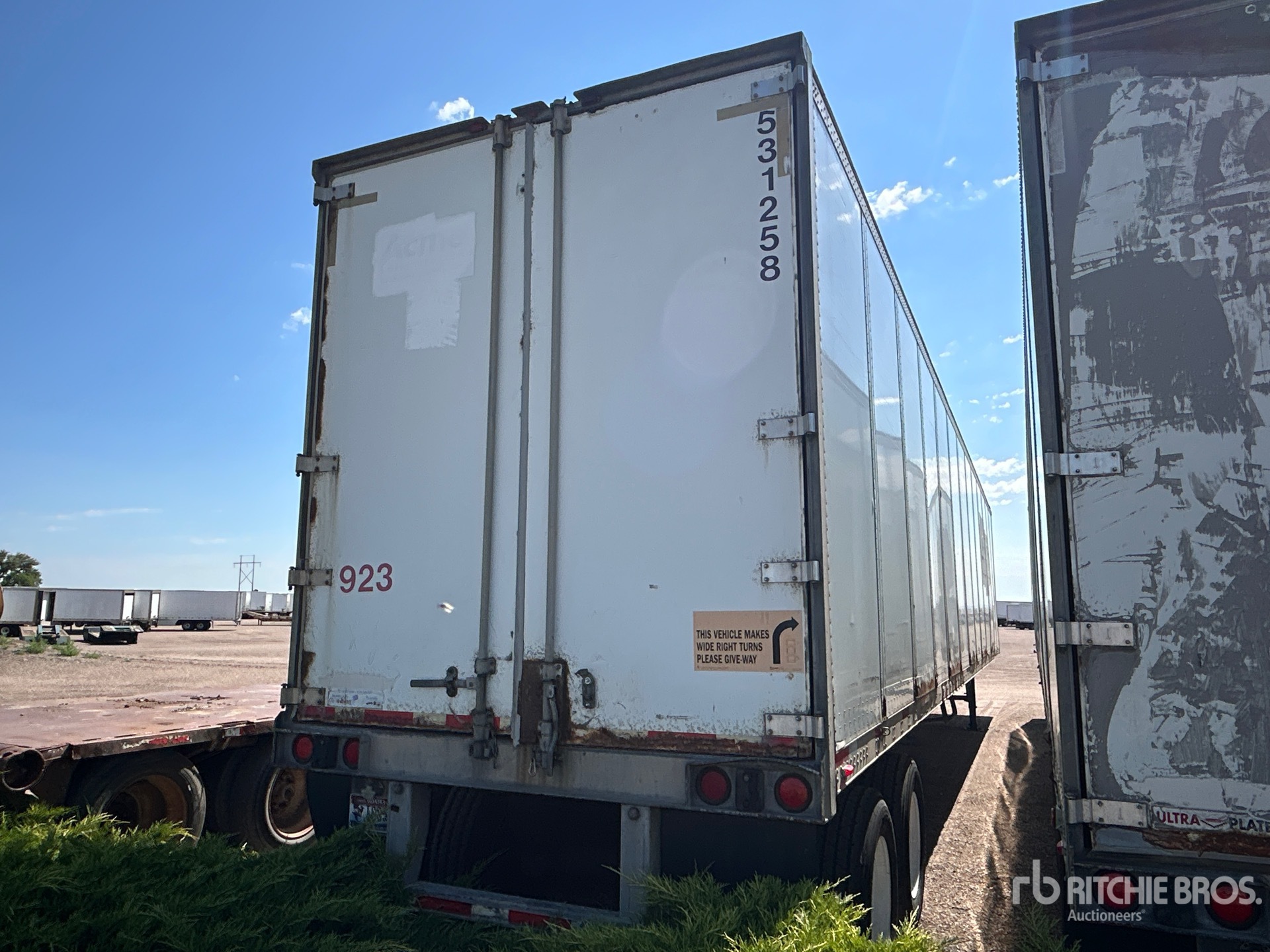 General Appearance with Picture, Right Rear Corner