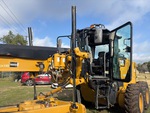 Hydraulics with Blade Lift Cylinders