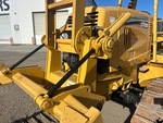 Hydraulics with Bar Lift Cylinders