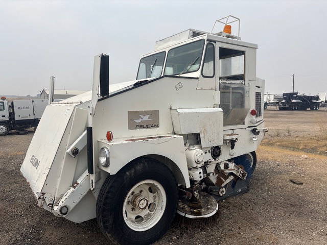 Elgin Pelican on 1983 Elgin S Sweeper Truck