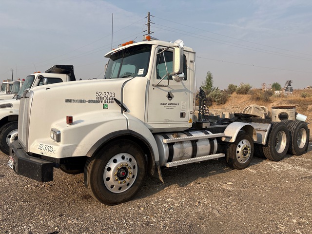 2007 Western Star 4900SA 8x4 Tri/A Day Cab Truck Tractor