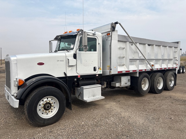 2007 Peterbilt 357 8x4 Tri/A Dump Truck