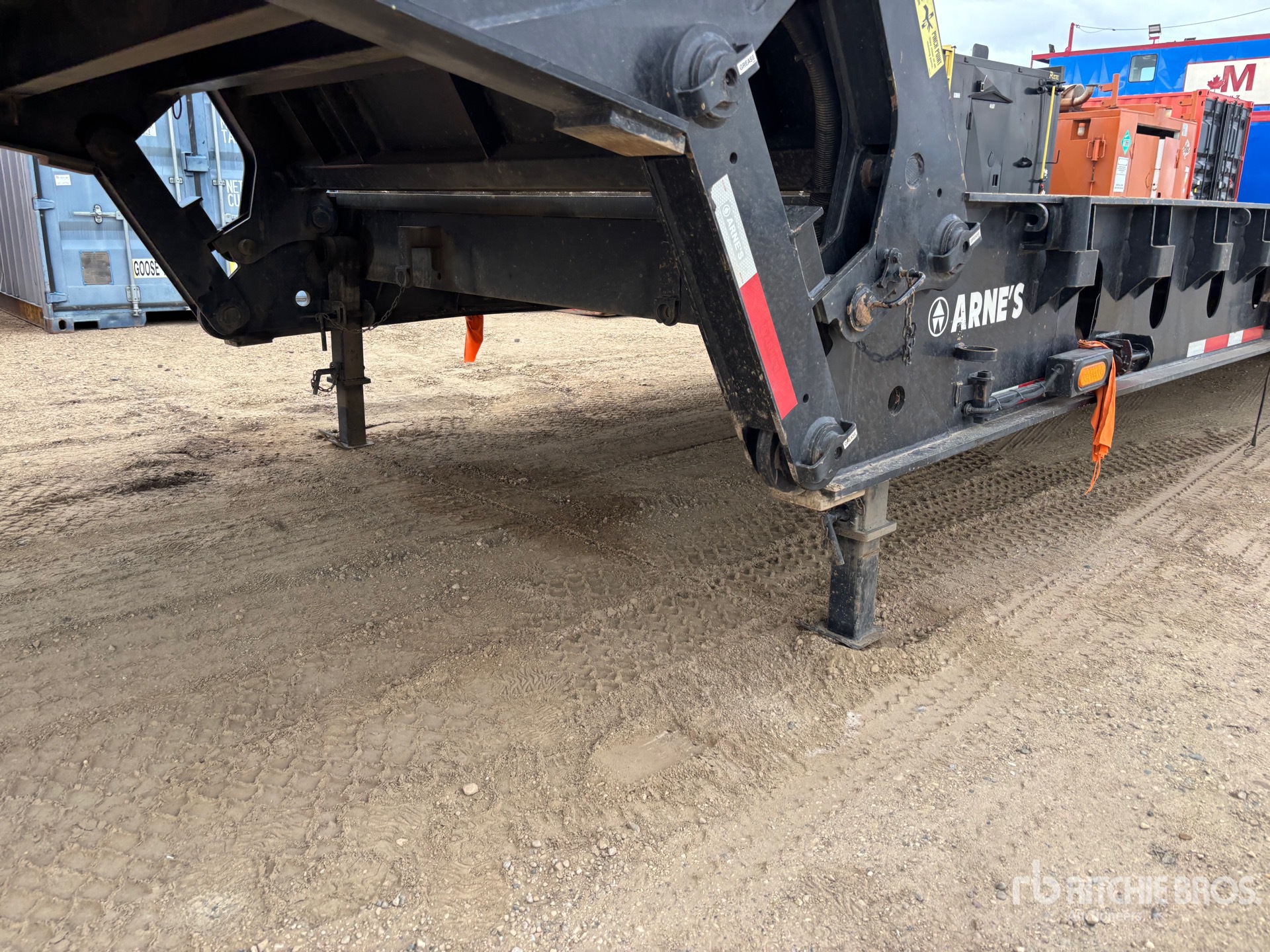 2025 Arnes 50 ton 53 ft Tri/A