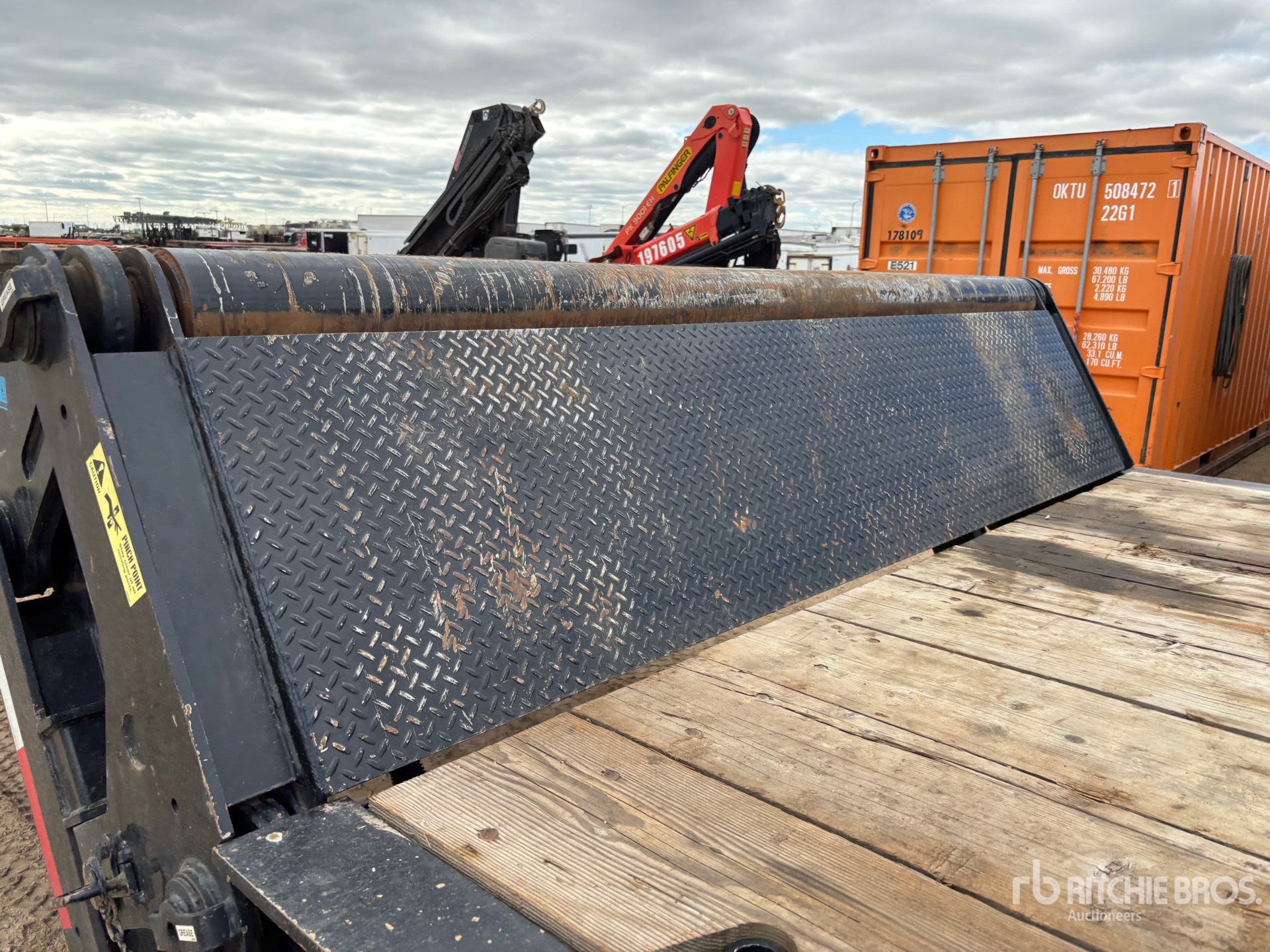 2025 Arnes 50 ton 53 ft Tri/A