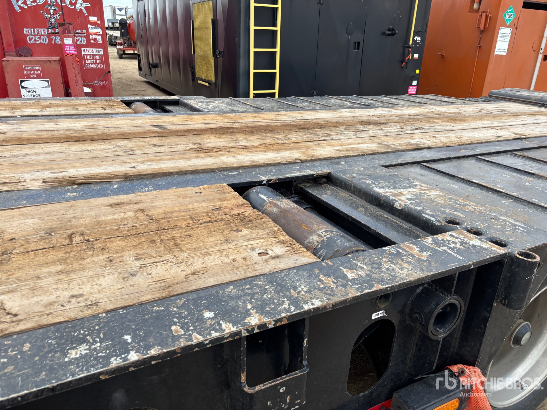 2025 Arnes 50 ton 53 ft Tri/A