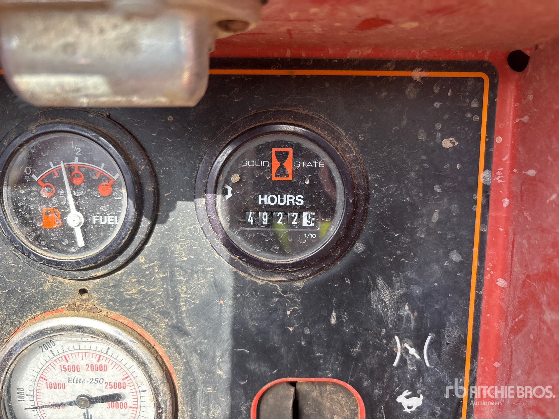 General Appearance with Hour Meter / Odometer