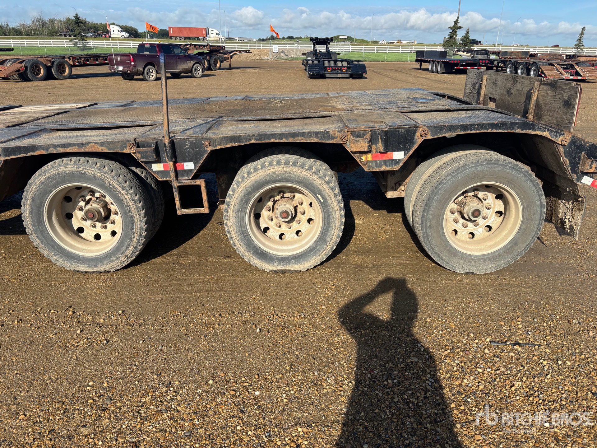 2007 Doepker 53 ft Tri/A