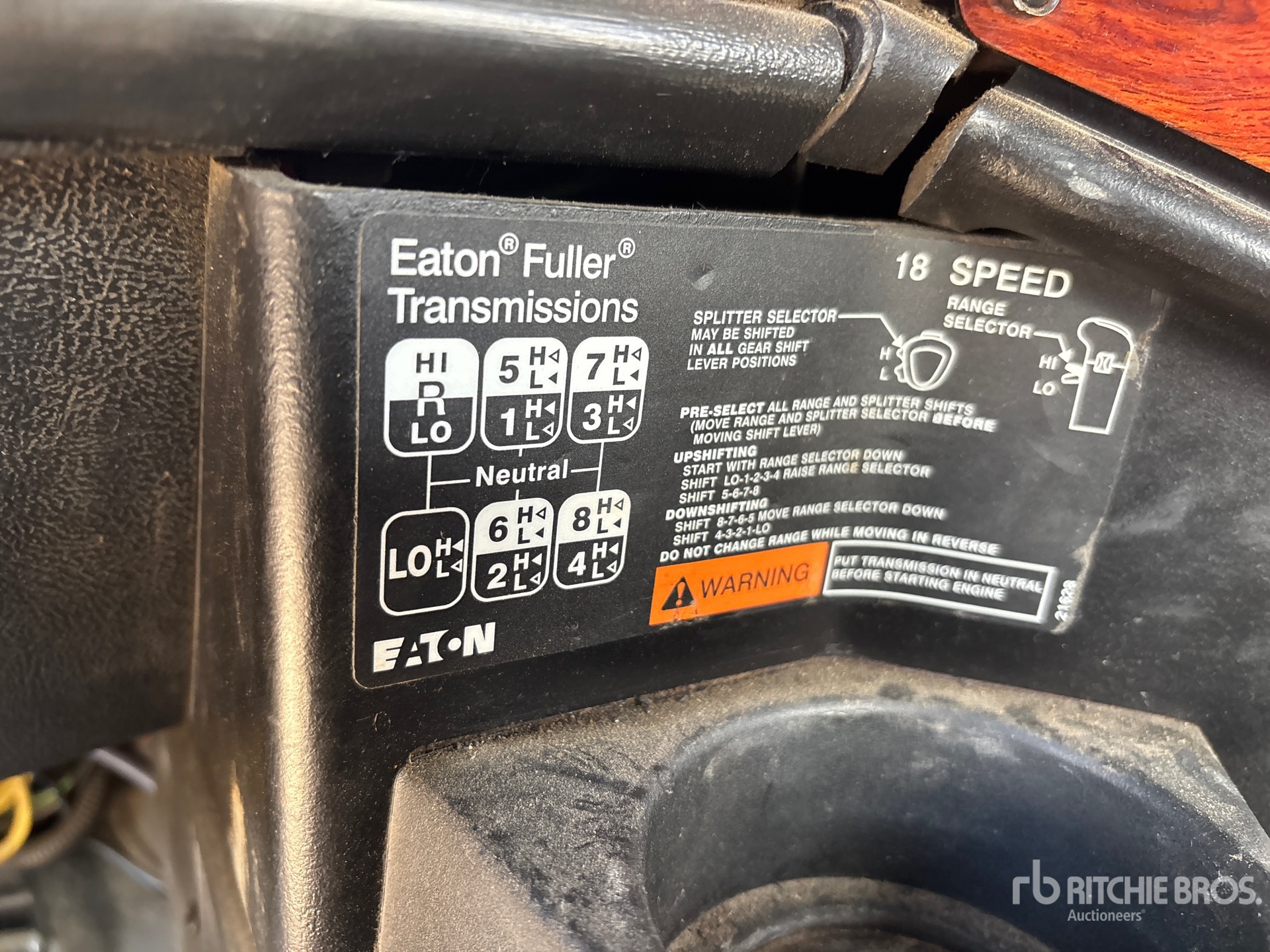 2006 Freightliner FLD120