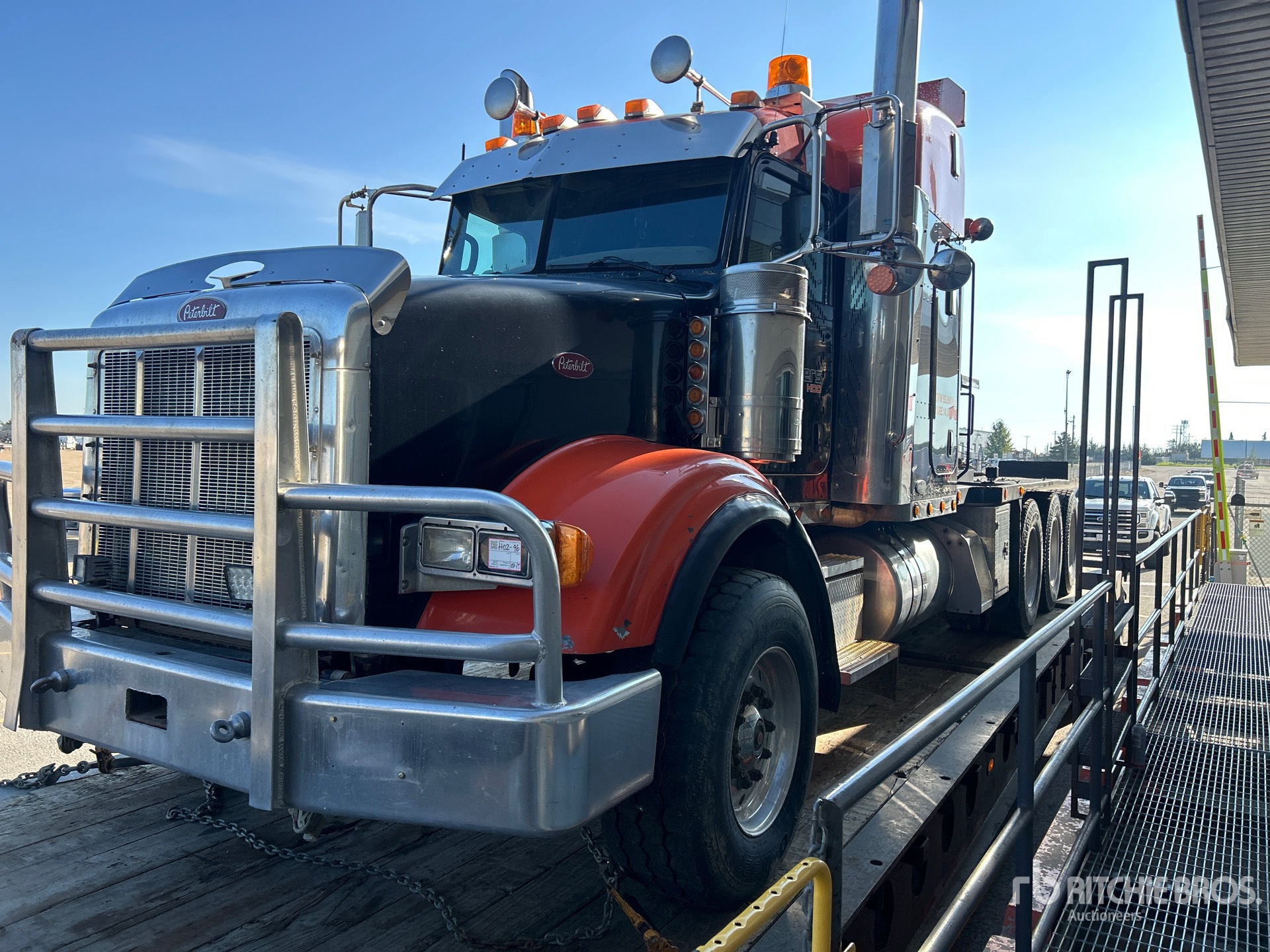 Photo of a 2006 Peterbilt 378