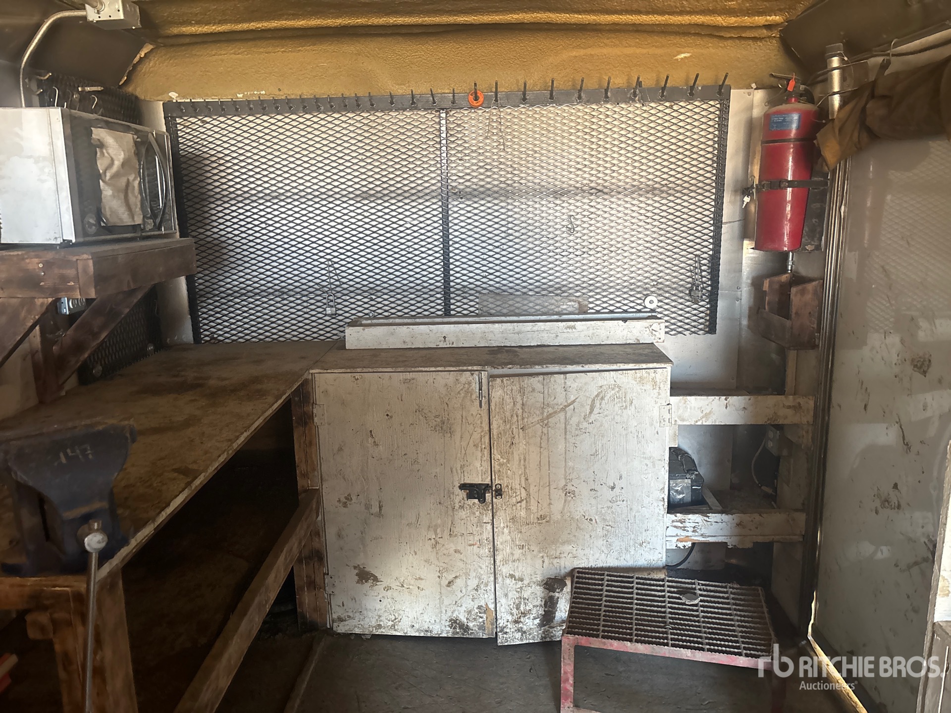 2020 Royal Trailer 24 FT TRI/A VERMEER MUD MIXING