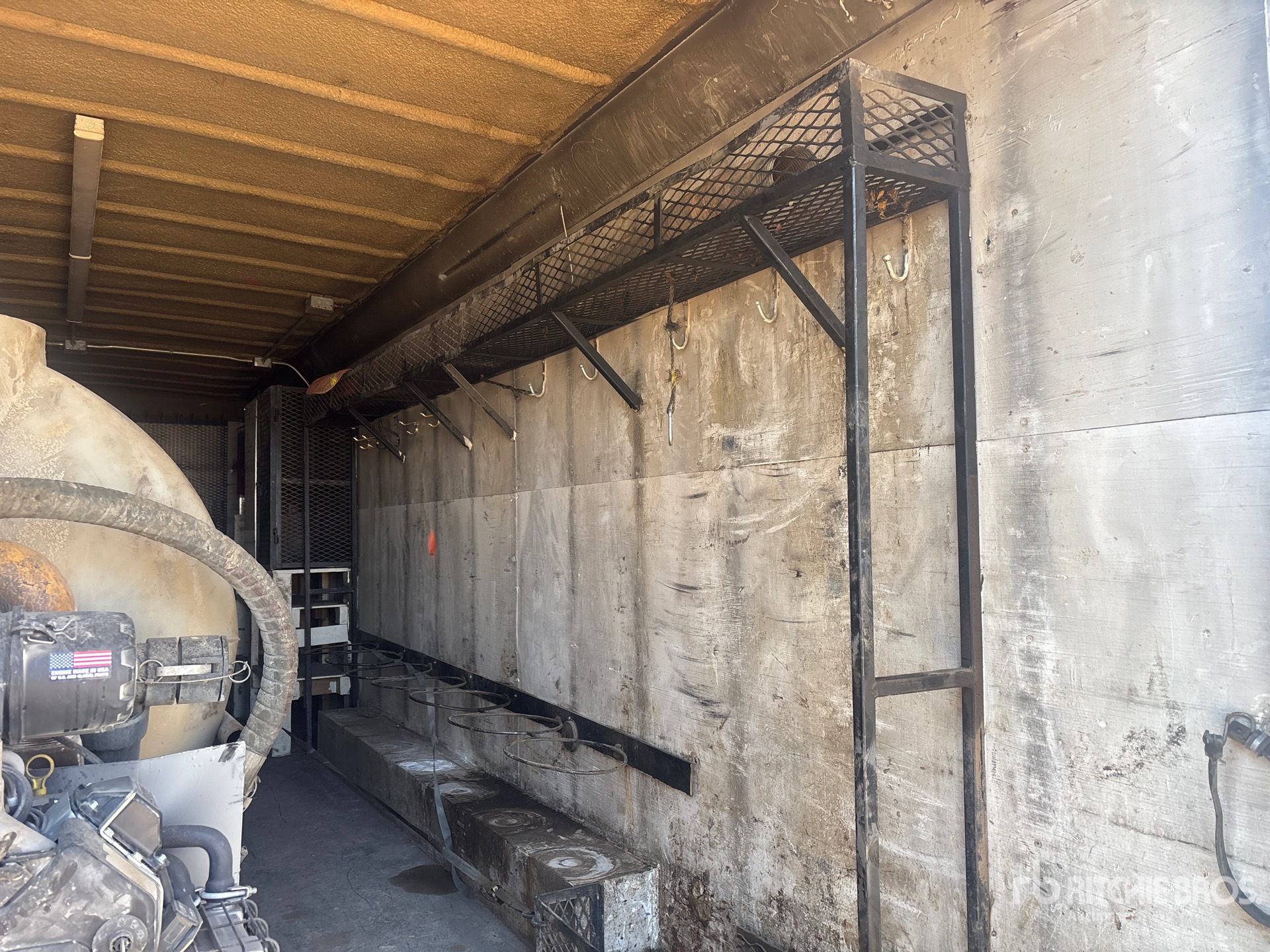 2020 Royal Trailer 24 FT TRI/A VERMEER MUD MIXING