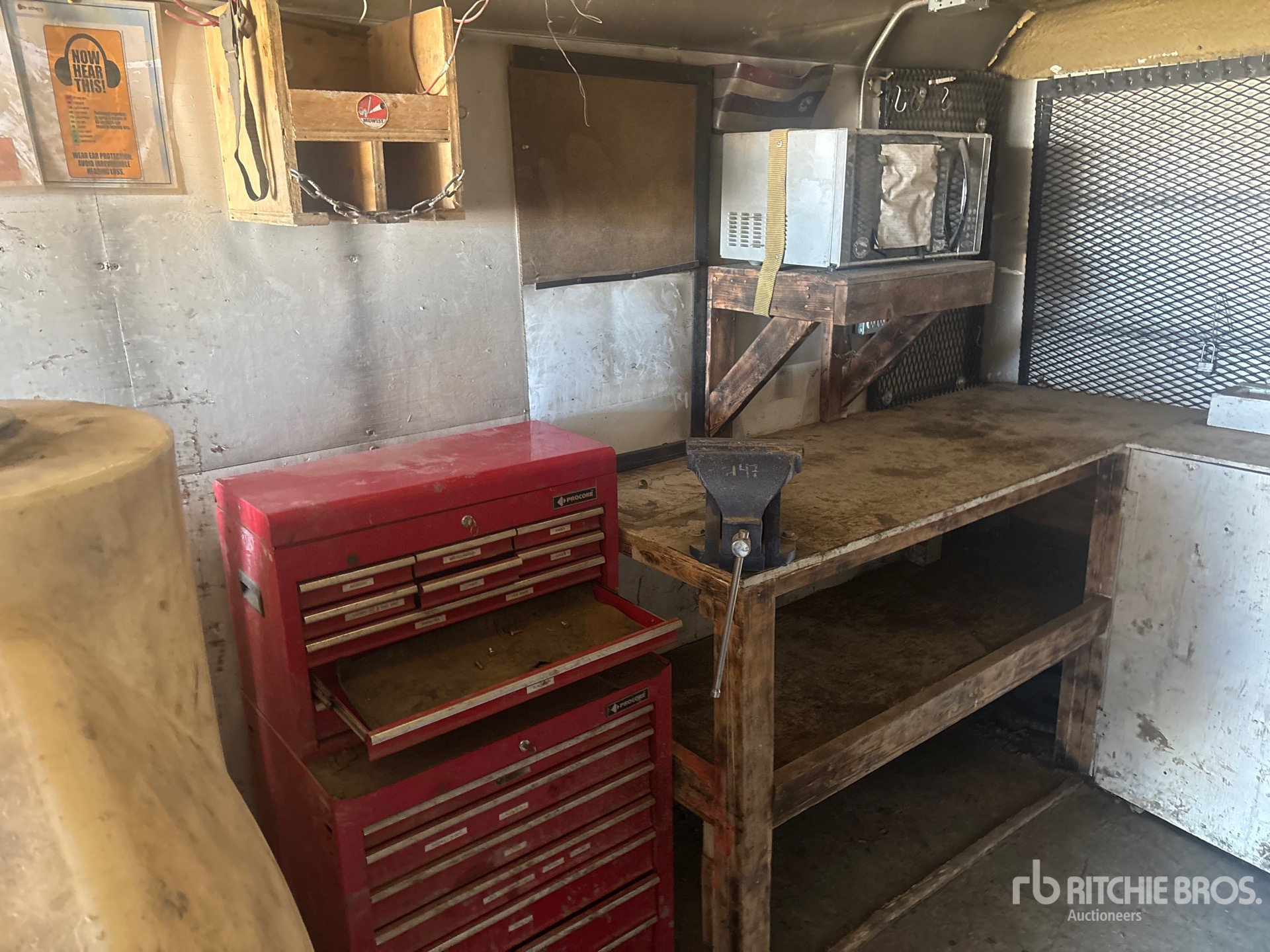 2020 Royal Trailer 24 FT TRI/A VERMEER MUD MIXING