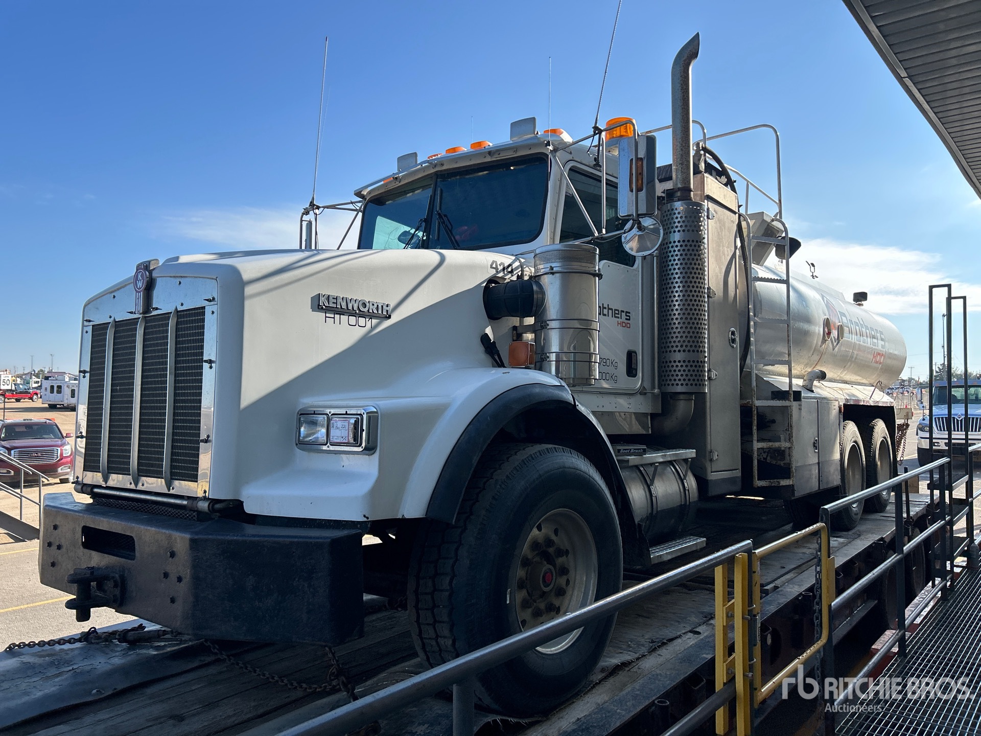 Photo of a 2005 Kenworth T800