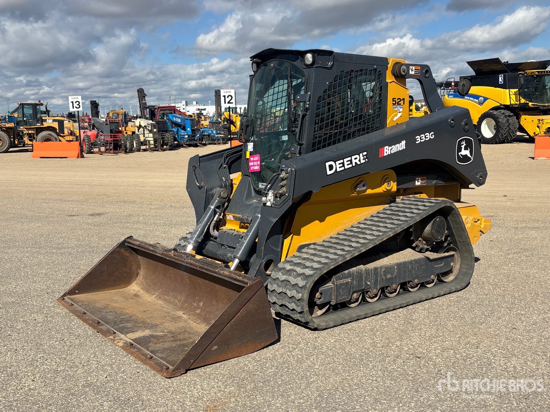 Photo of 2021 John Deere 333G