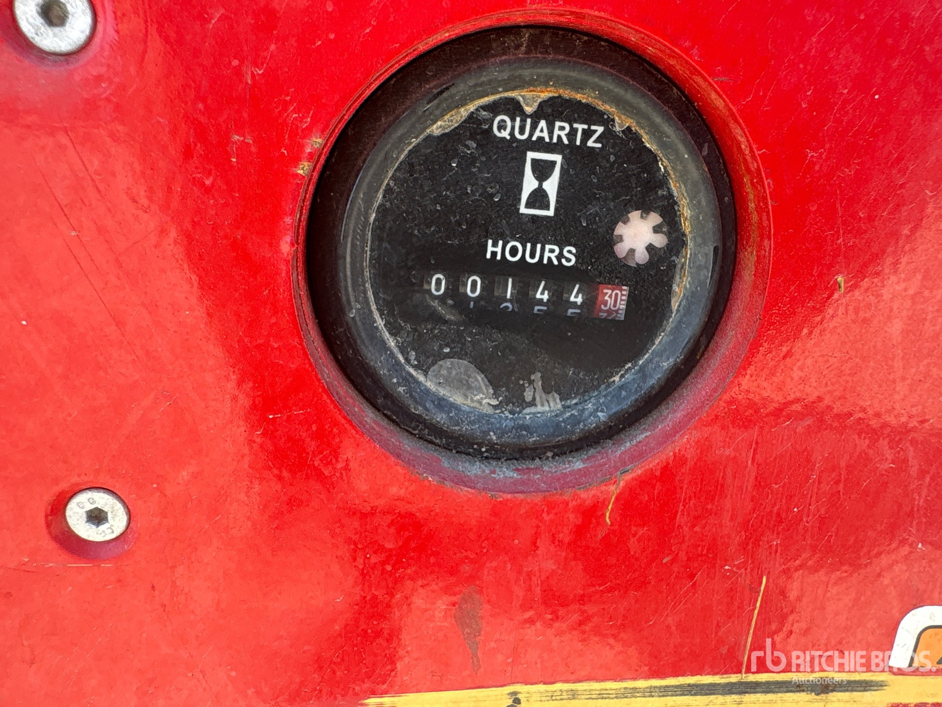 General Appearance with Hour Meter / Odometer