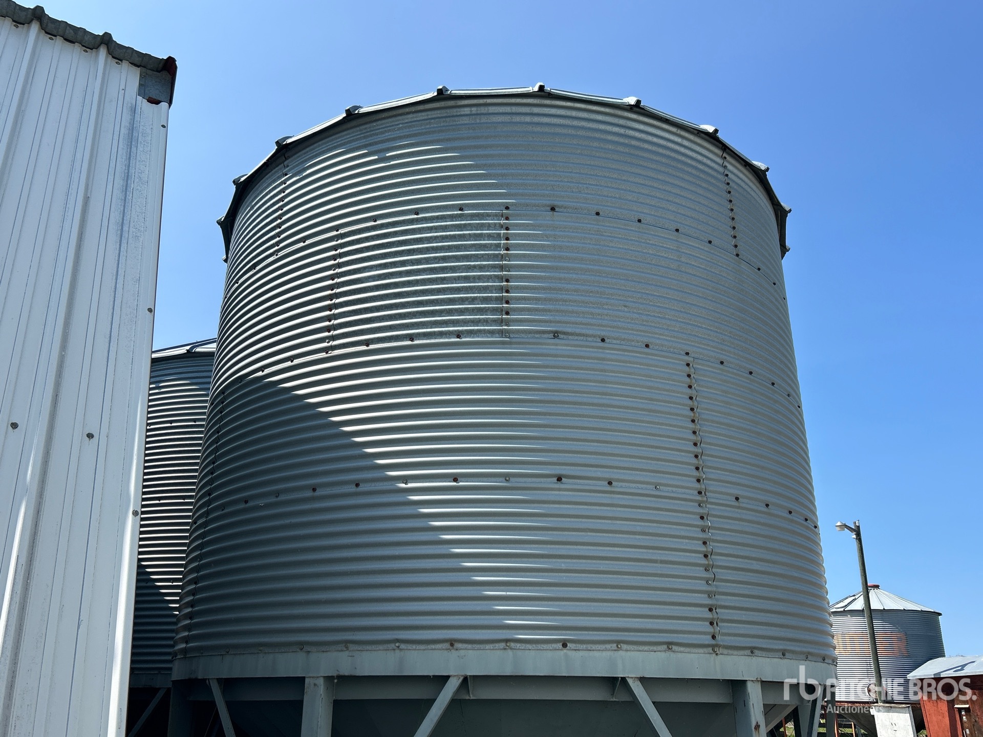 Westeel +/- 1500 bu 4 Ring