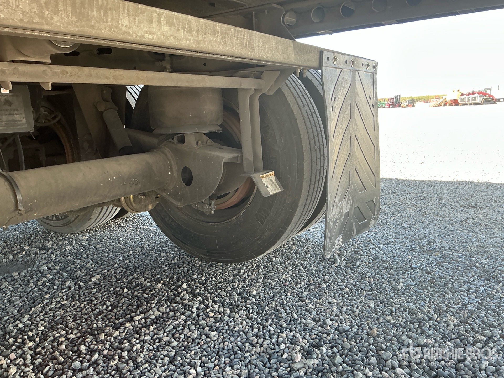 2023 Hyundai V12530152-AJS