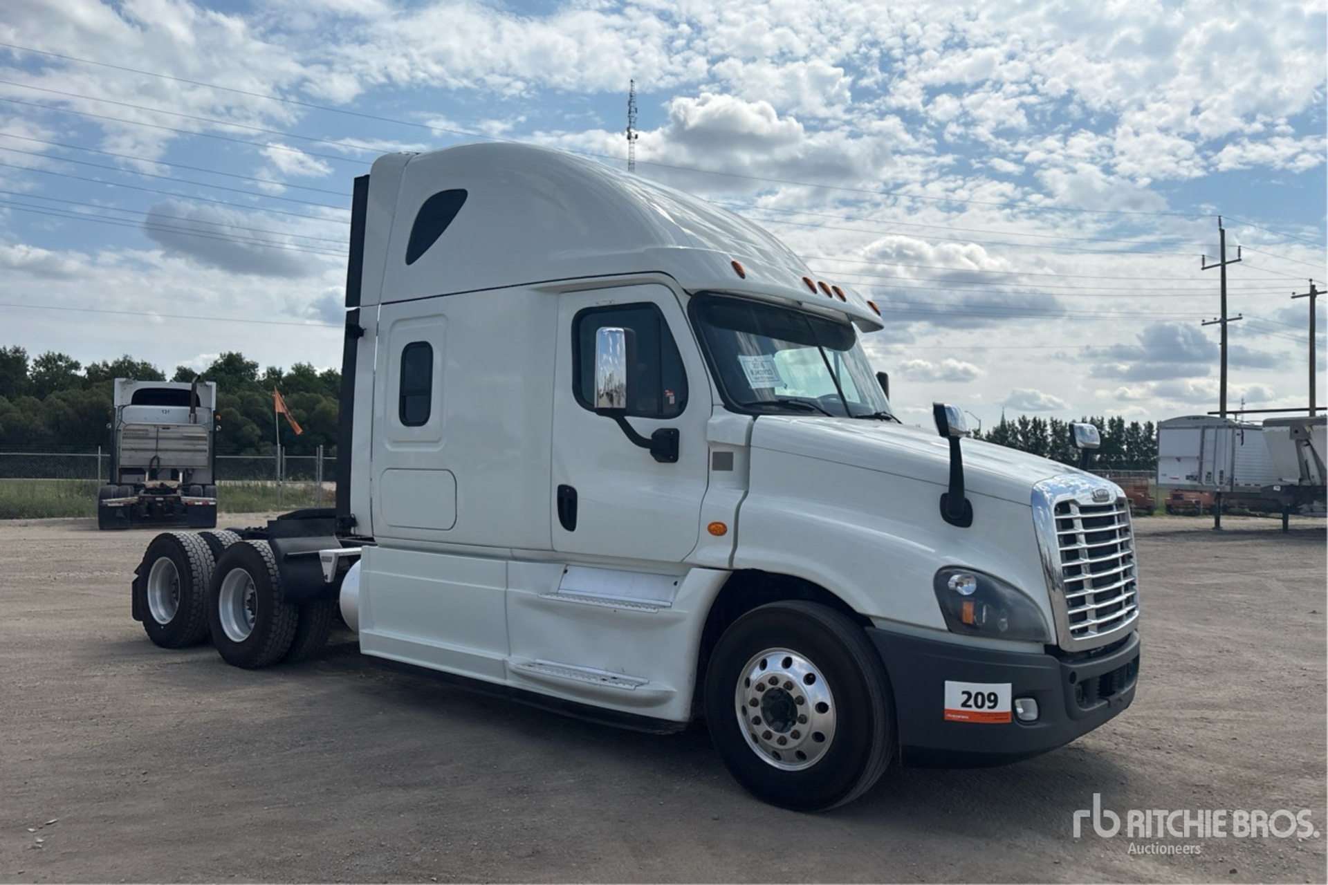 2018 Freightliner CASCADIA 125