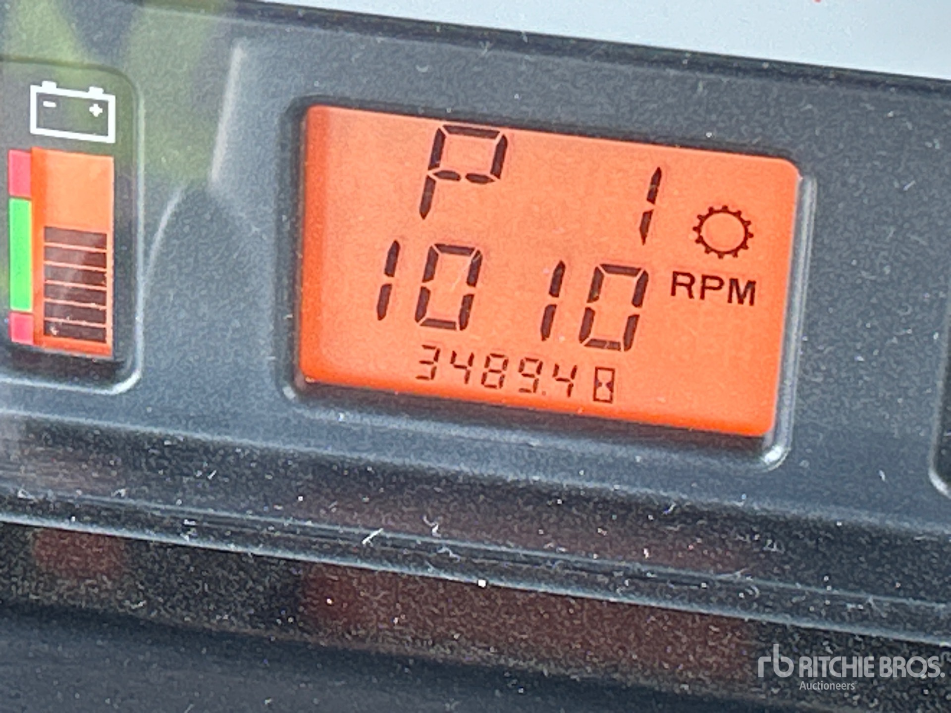 General Appearance with Hour Meter / Odometer