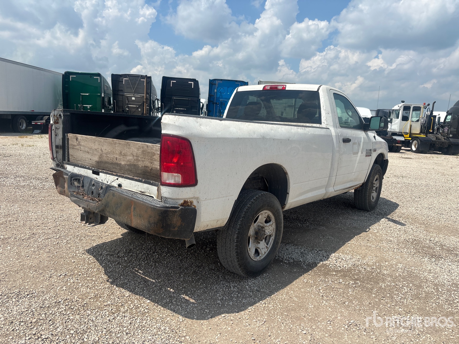 General Appearance with Picture, Right Rear Corner
