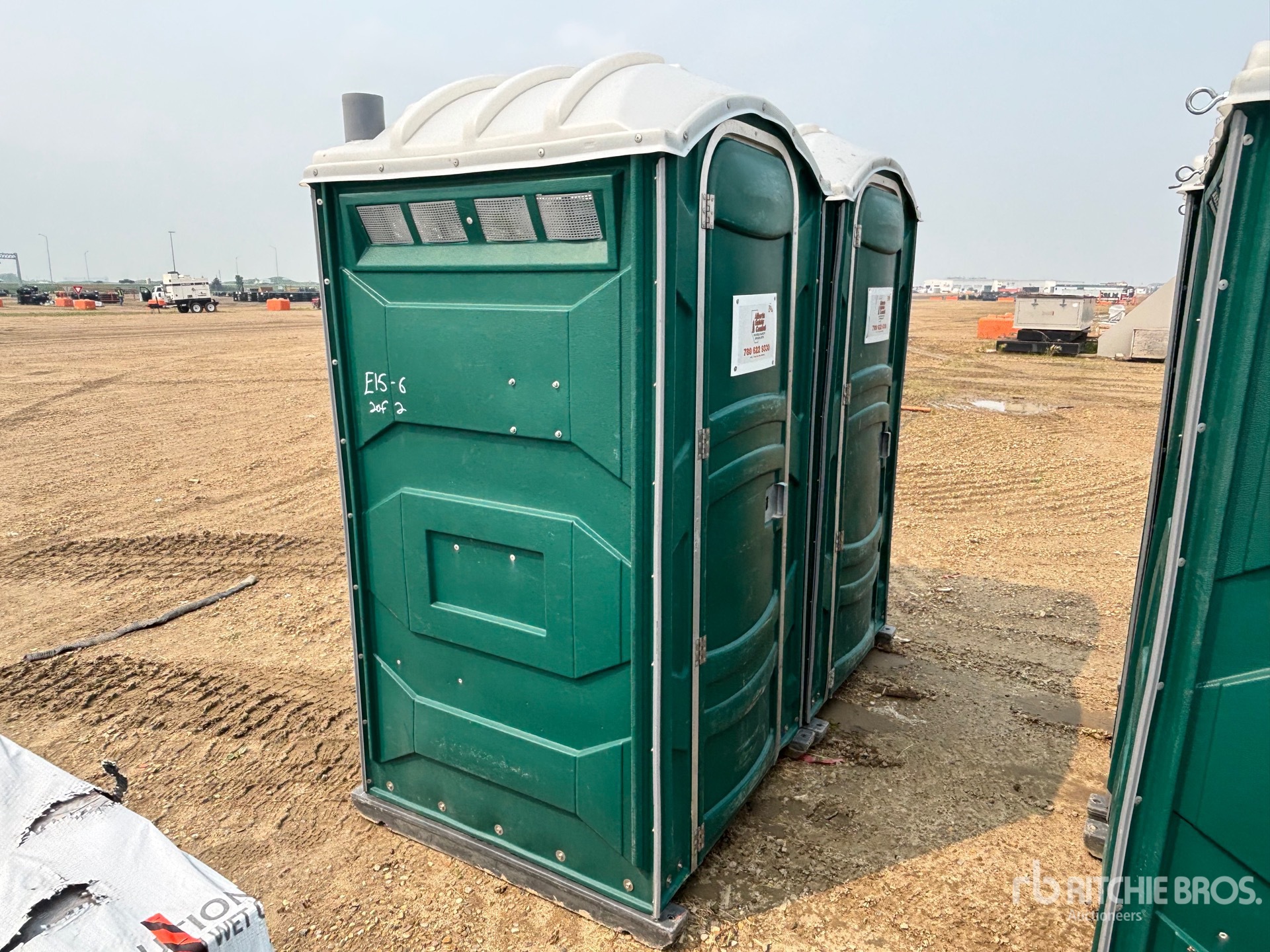 General Appearance with Zdjęcie, prawy górny róg