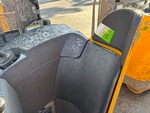 Control Station with Seat/Armrests