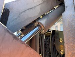 Hydraulics with Fork Positioning Cylinder (on fork carriage)