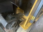 Hydraulics with Mast Tilt Cylinders