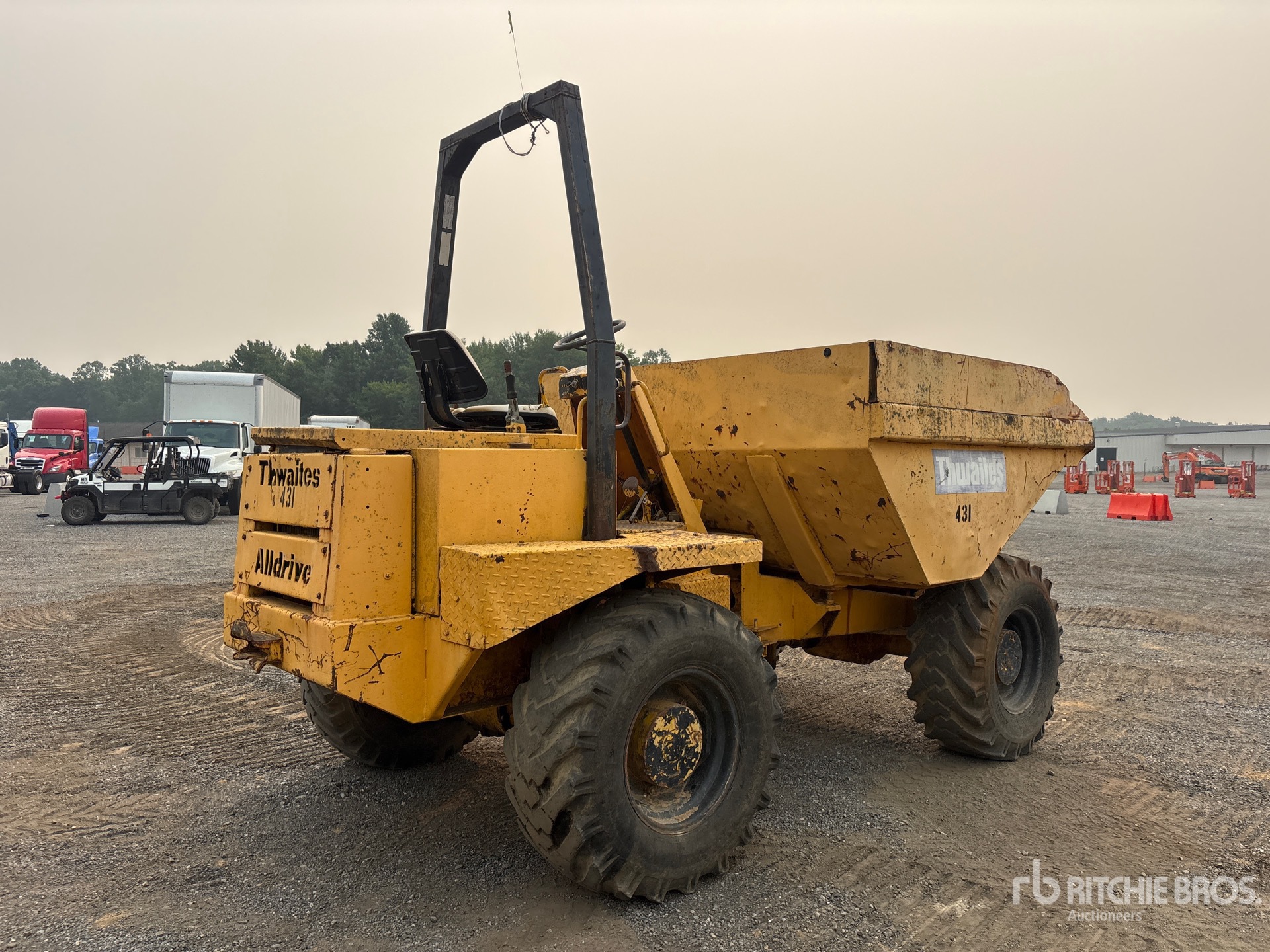 General Appearance with Picture, Right Rear Corner