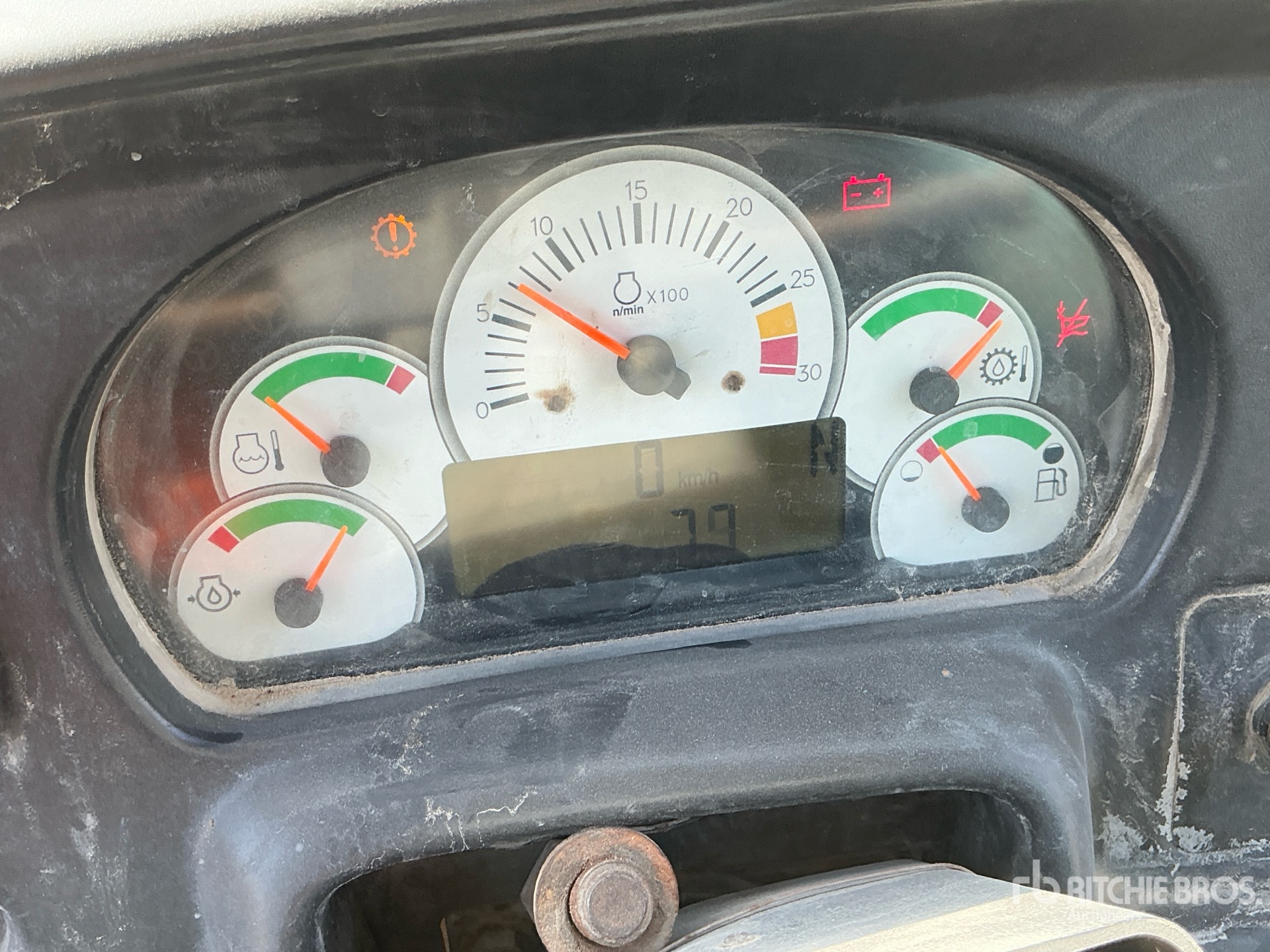 General Appearance with Hour Meter / Odometer