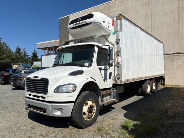 2016 Freightliner M8 6x4 Refrigerated Truck