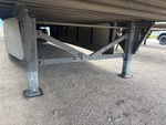 Chassis - Van Trailer with Gatos de rodamientos de apoyo/lengüeta