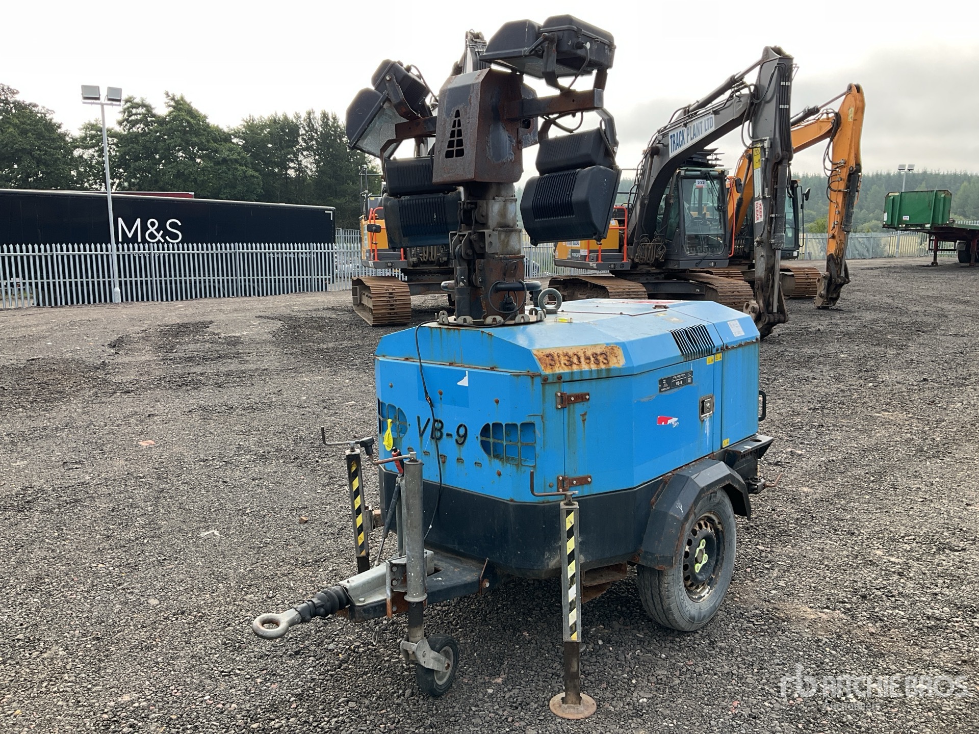 General Appearance with Picture, Left Front Corner