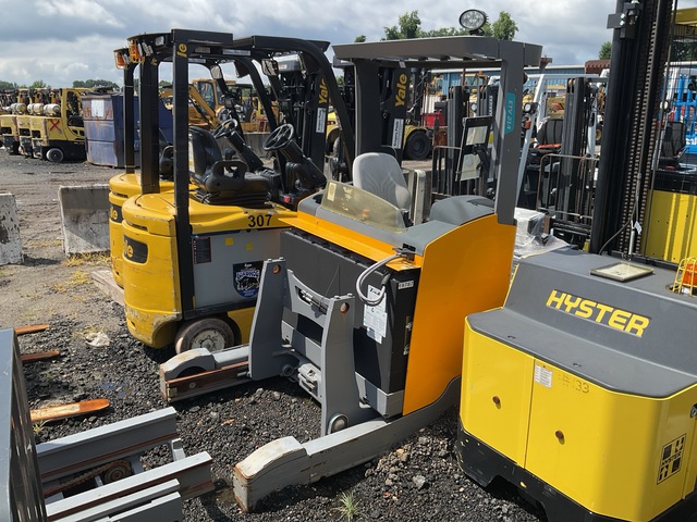 2018 Jungheinrich ETV214 3087 lb  Reach Truck