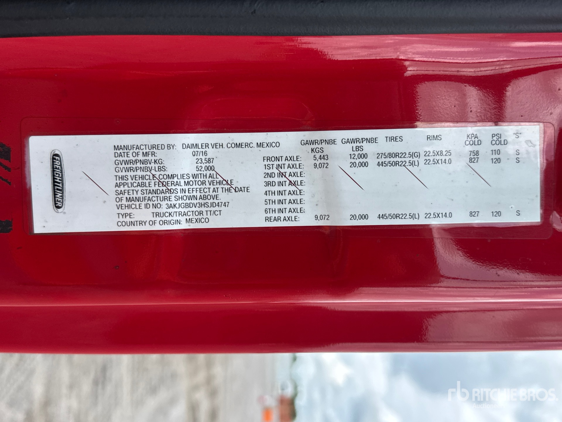 2017 Freightliner CASCADIA 113