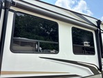 General Appearance with Glass