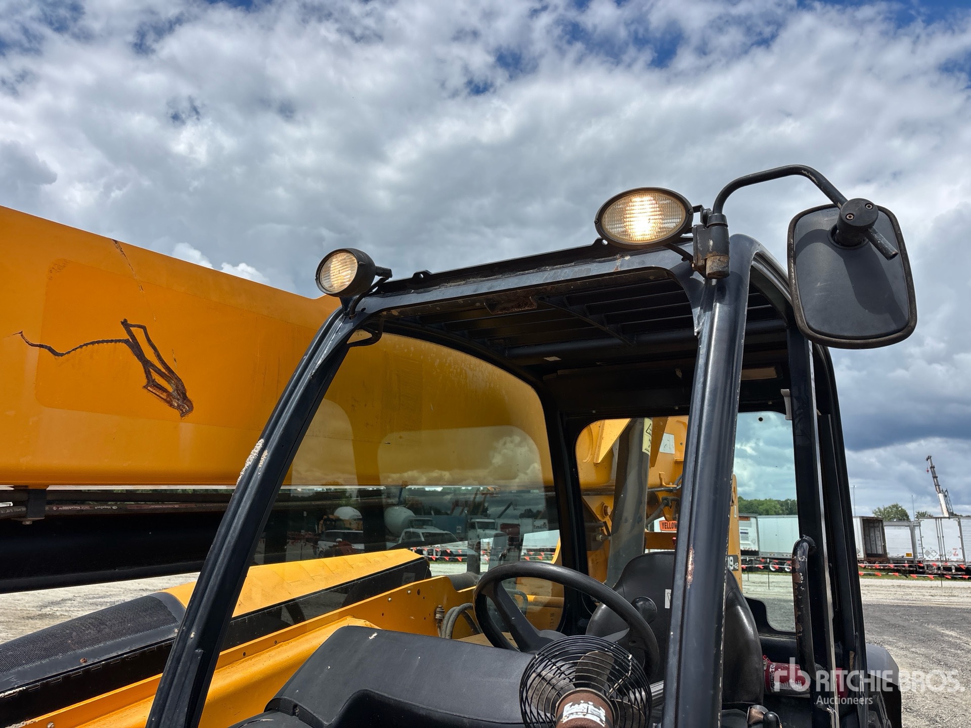 2019 JCB 509-42