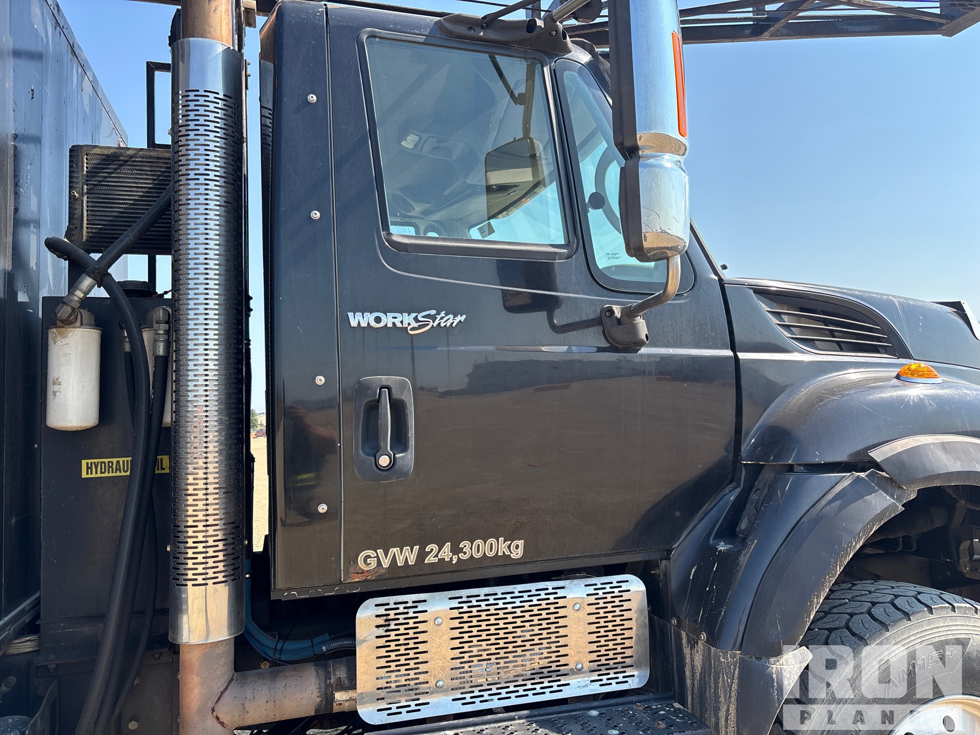 2011 International WORKSTAR 7400