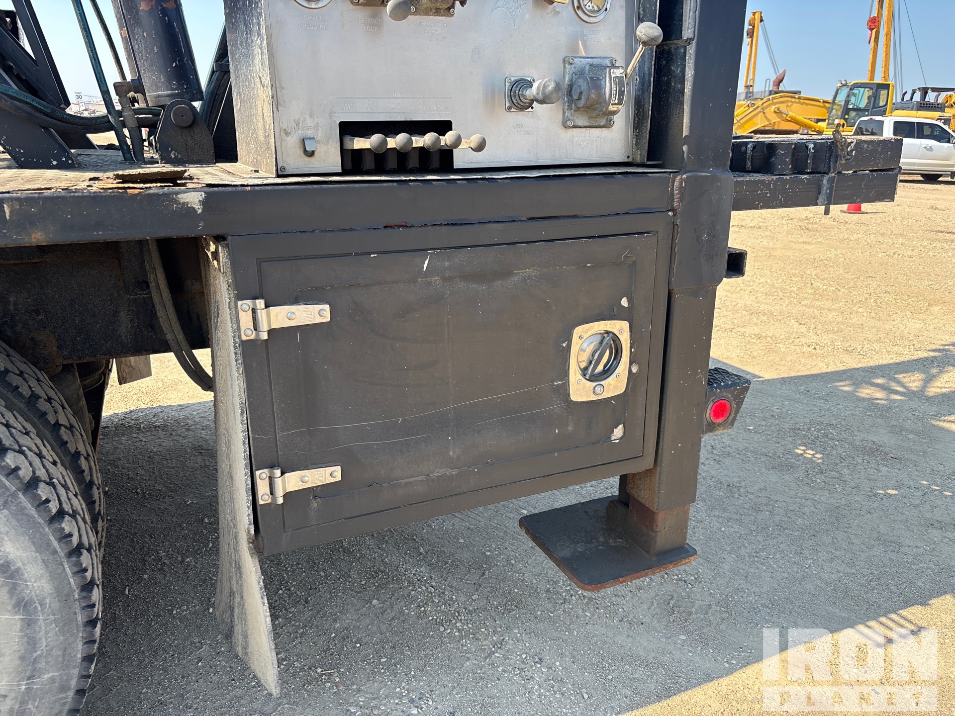 2011 International WORKSTAR 7400