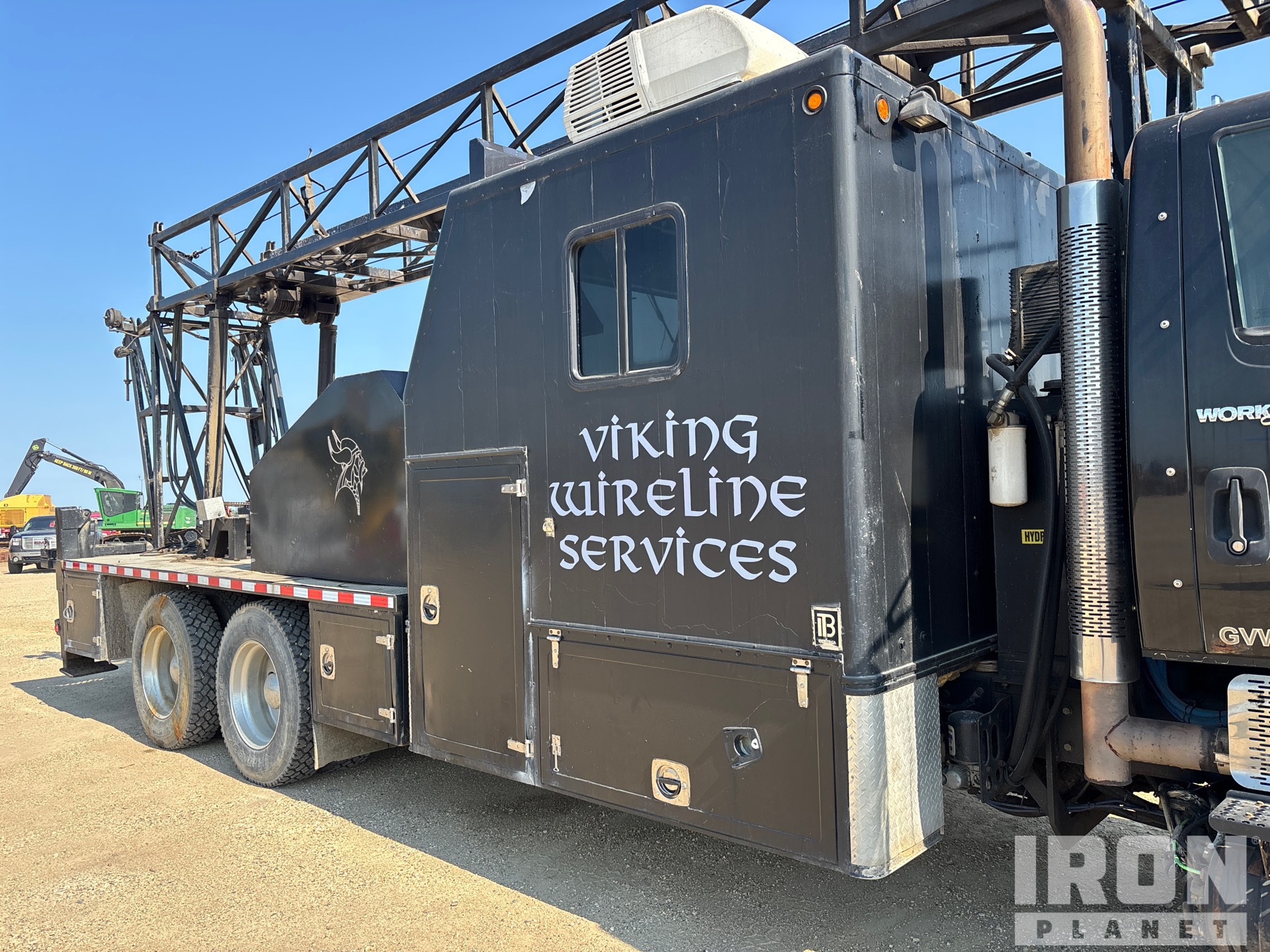 2011 International WORKSTAR 7400