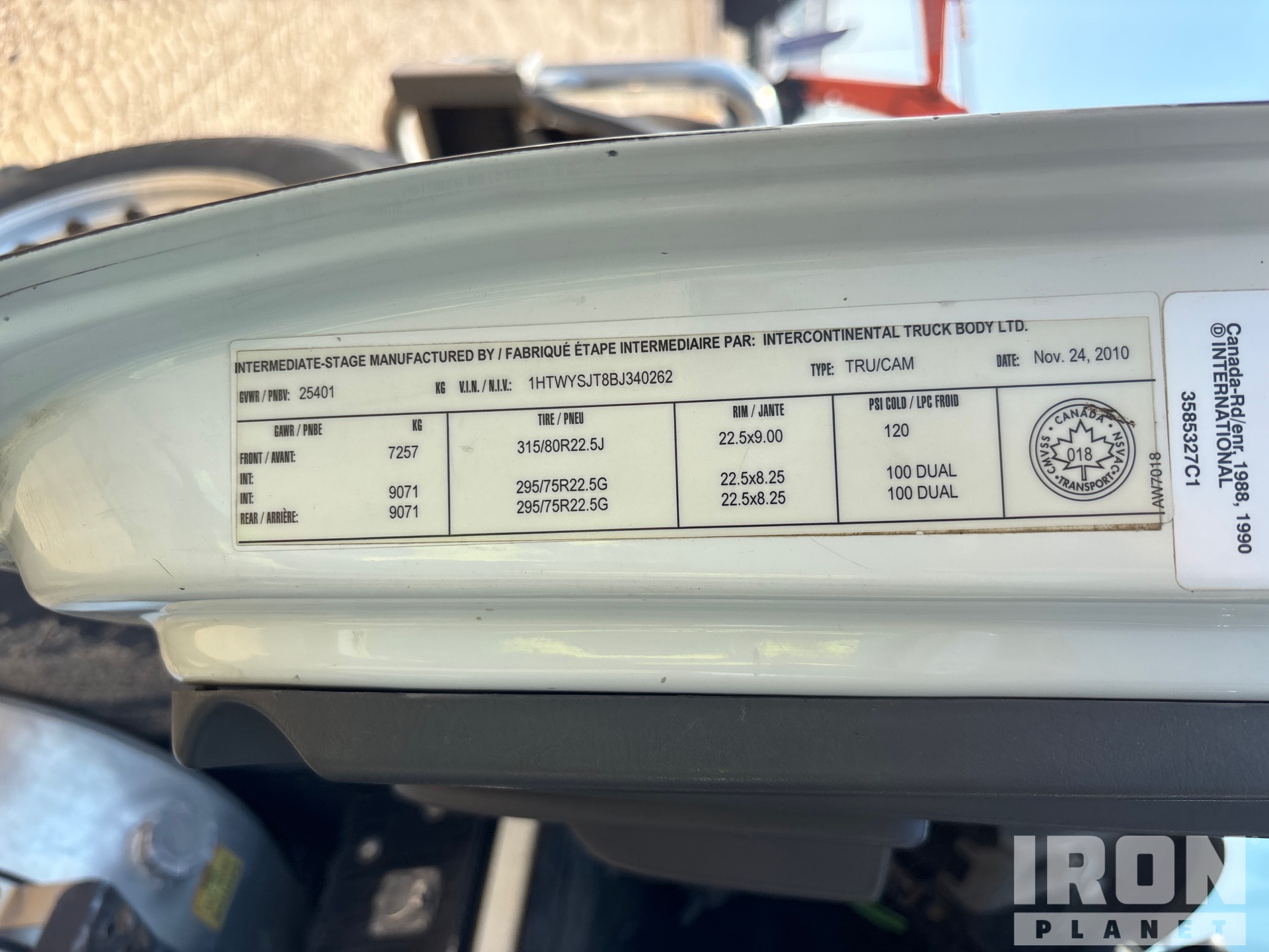 2011 International WORKSTAR 7400