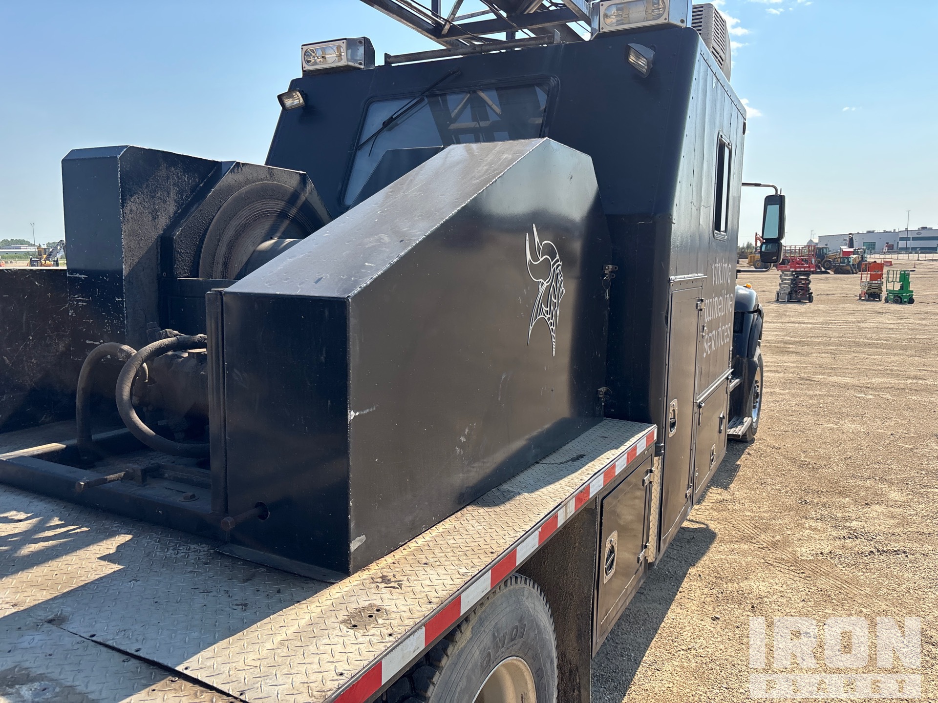 2011 International WORKSTAR 7400