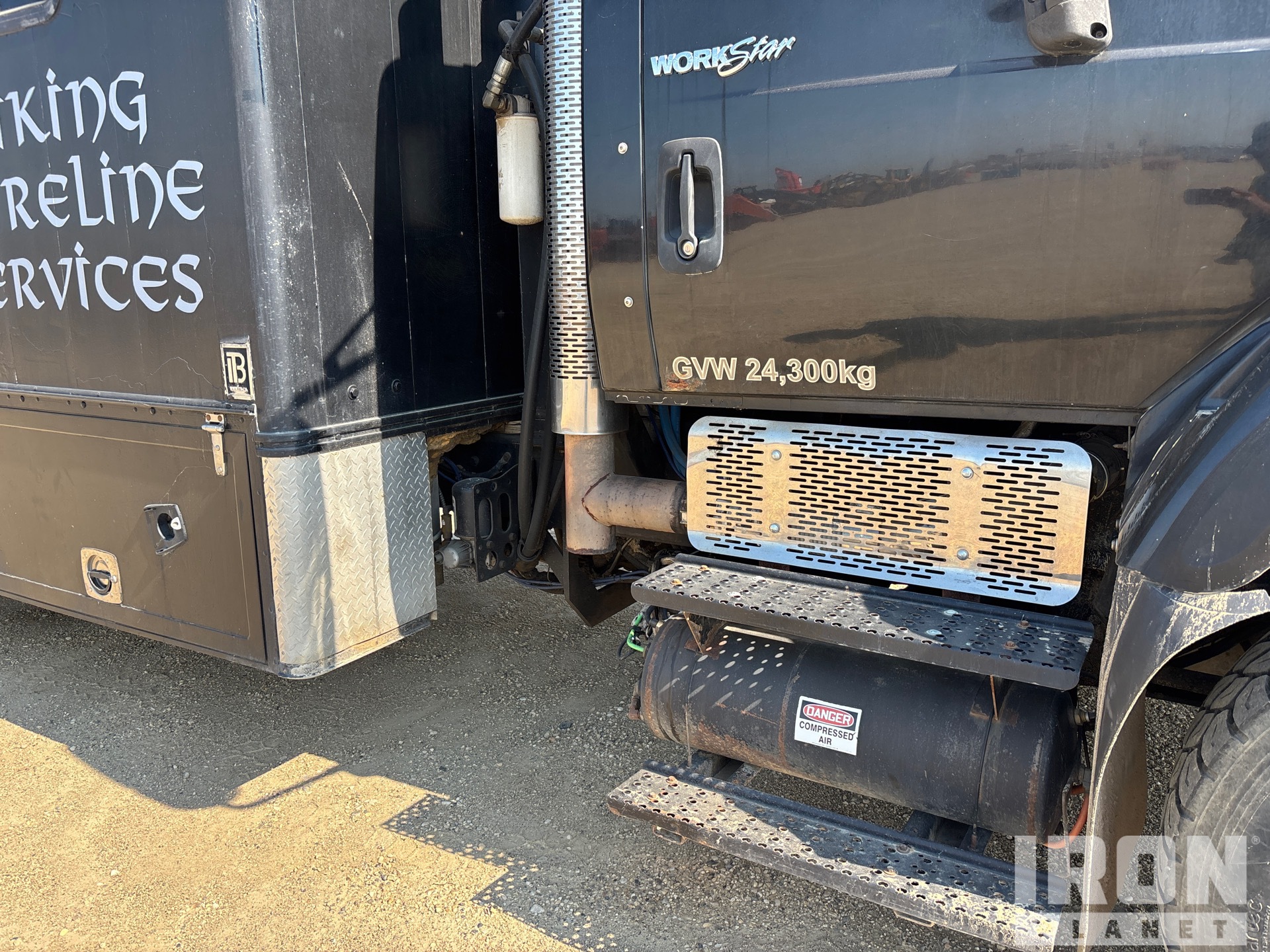 2011 International WORKSTAR 7400