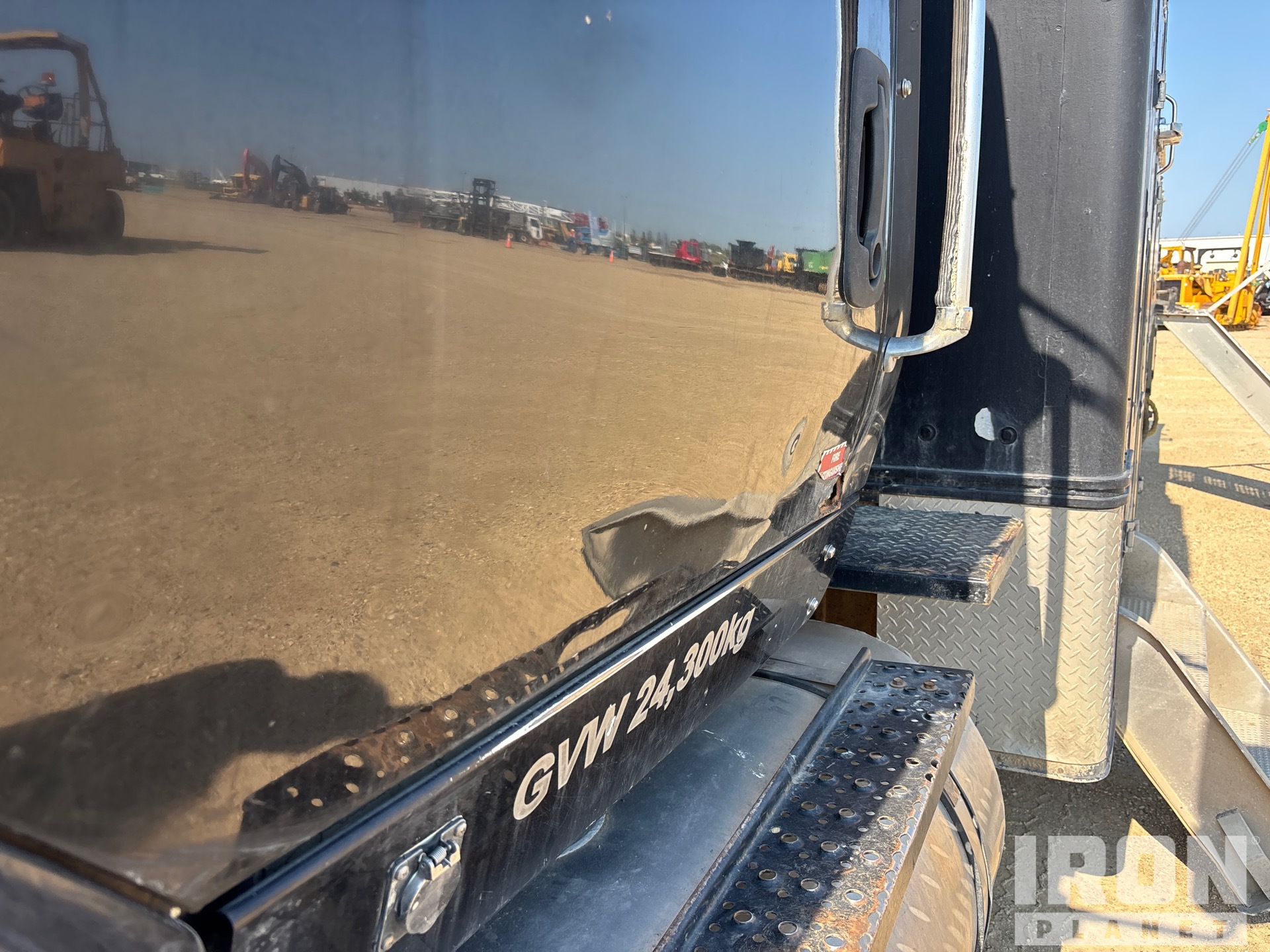 2011 International WORKSTAR 7400