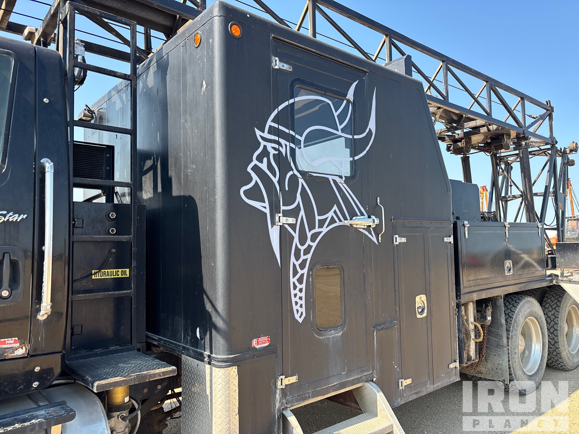 2011 International WORKSTAR 7400