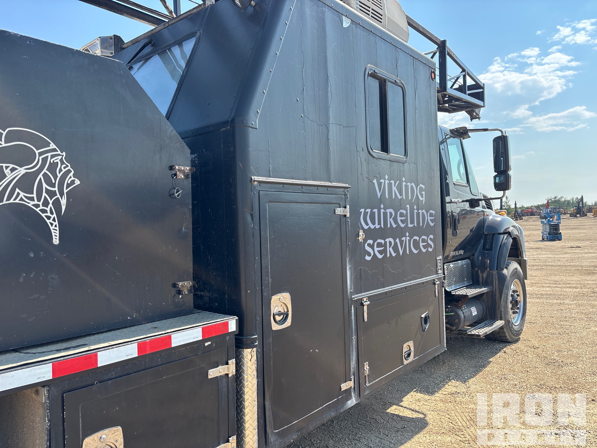 2011 International WORKSTAR 7400