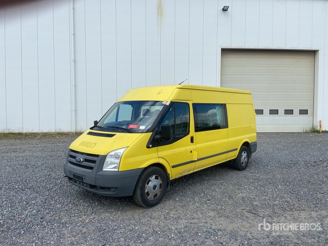 2012 Ford FT350 Cargo Van