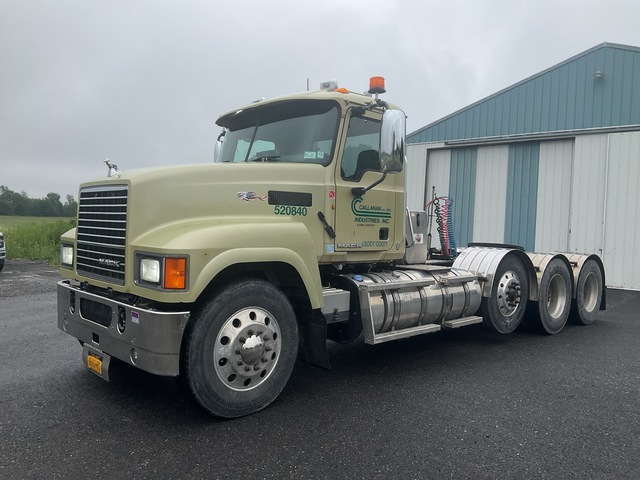 2012 Mack CHU613 8x4 Tri/A Day Cab Truck Tractor