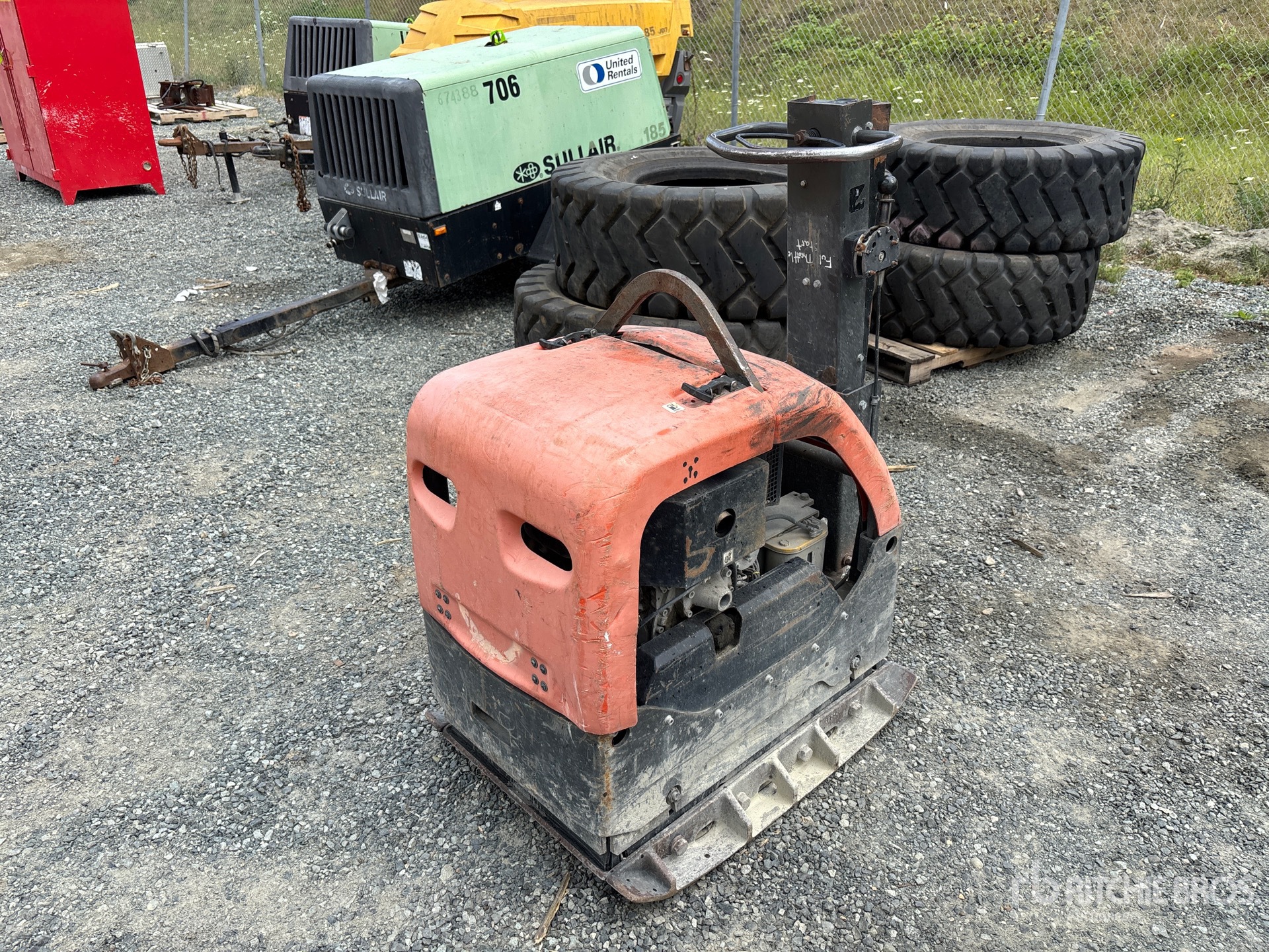 General Appearance with Picture, Right Rear Corner