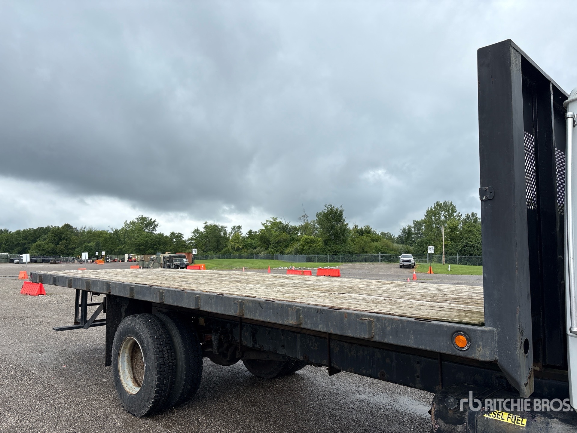 1999 Freightliner FL60
